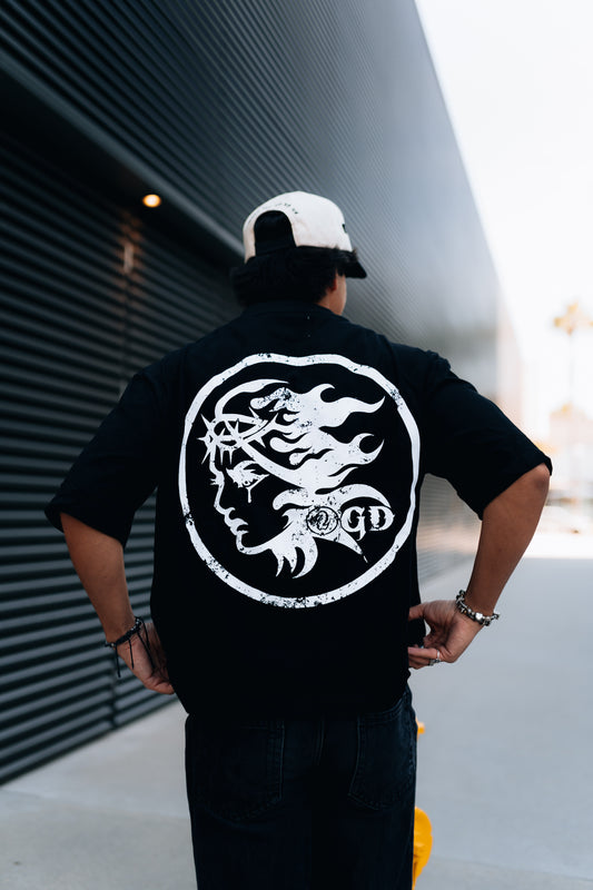 Weeping Angel Cropped Tee - Black