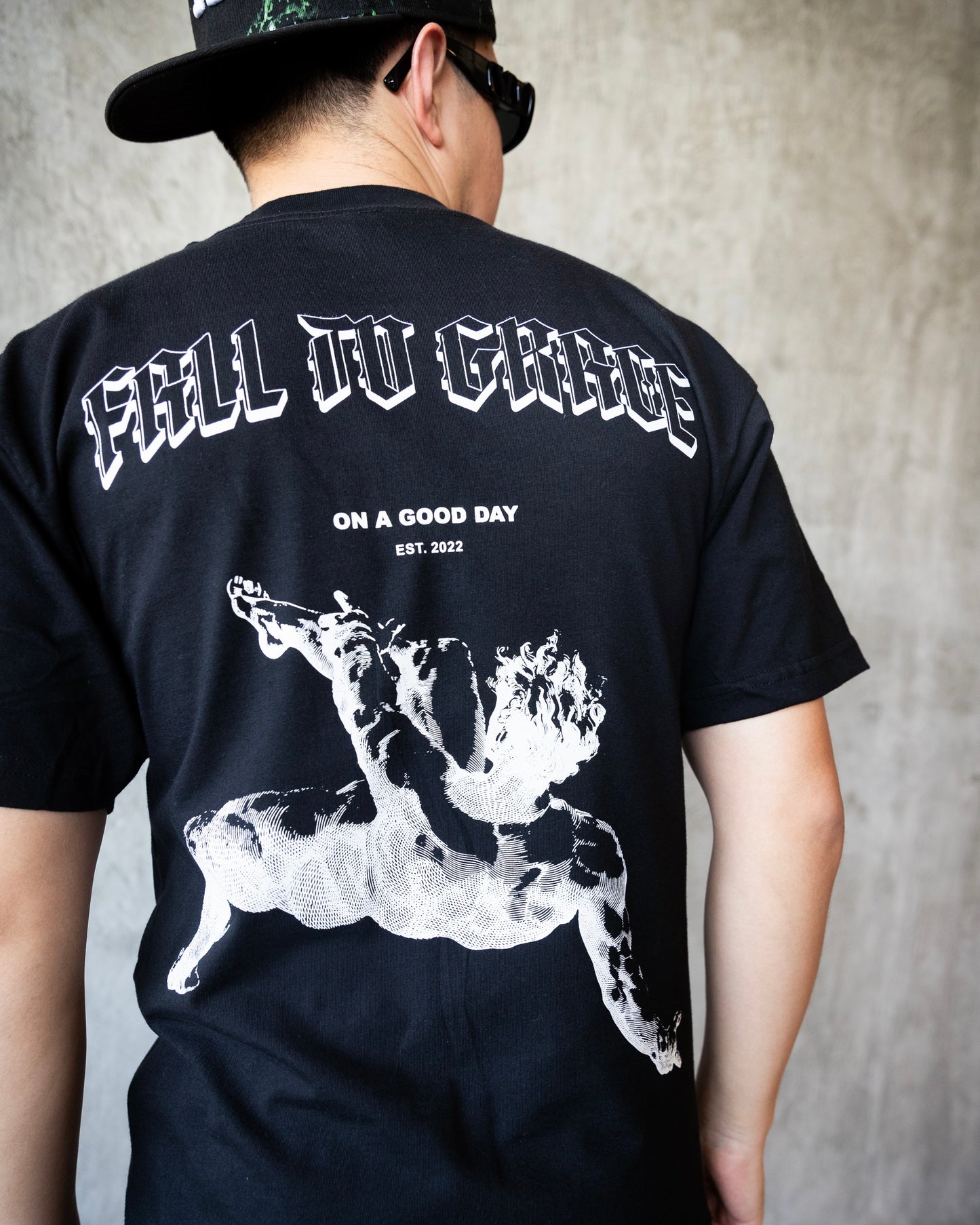 Fall To Grace - Black