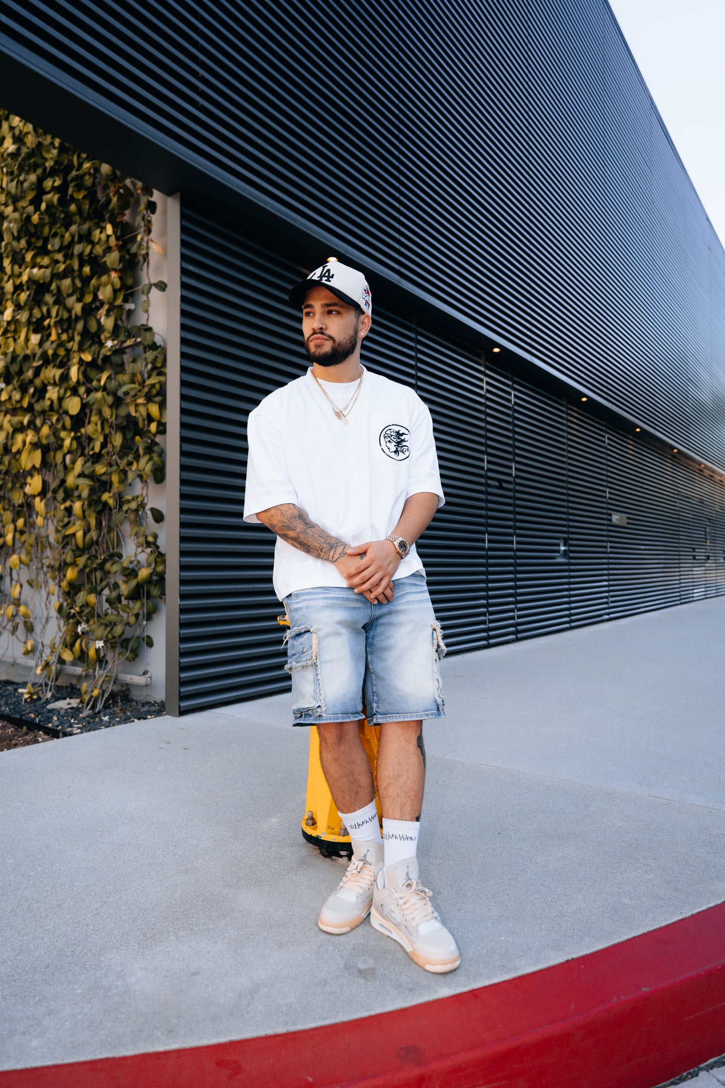 Weeping Angel Cropped Tee - White